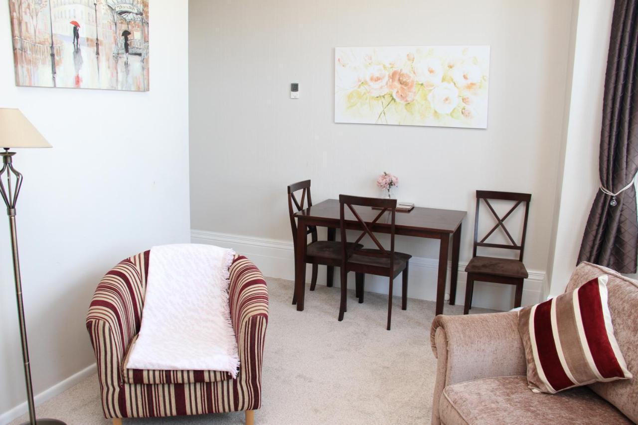 Parterre Holiday Apartments Sandown Dış mekan fotoğraf