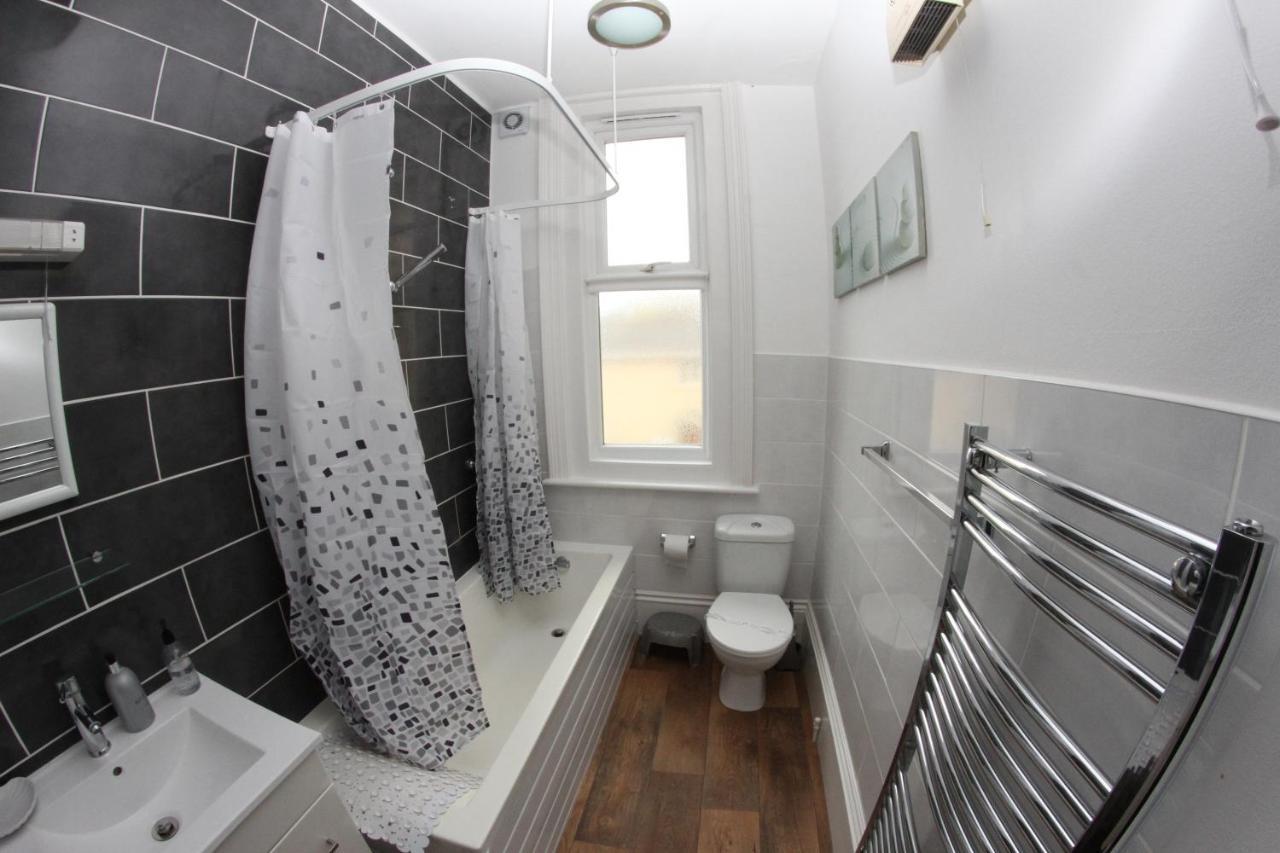Parterre Holiday Apartments Sandown Dış mekan fotoğraf